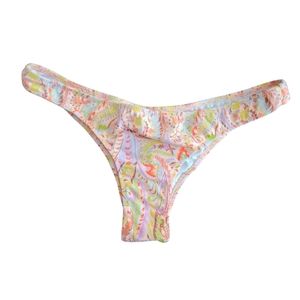 Victoria's Secret Bikini Bottoms
Scrunch Butt